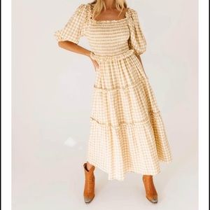 Beautiful Spring dress from Shop Zoco! Fully lined and Smocked 😊